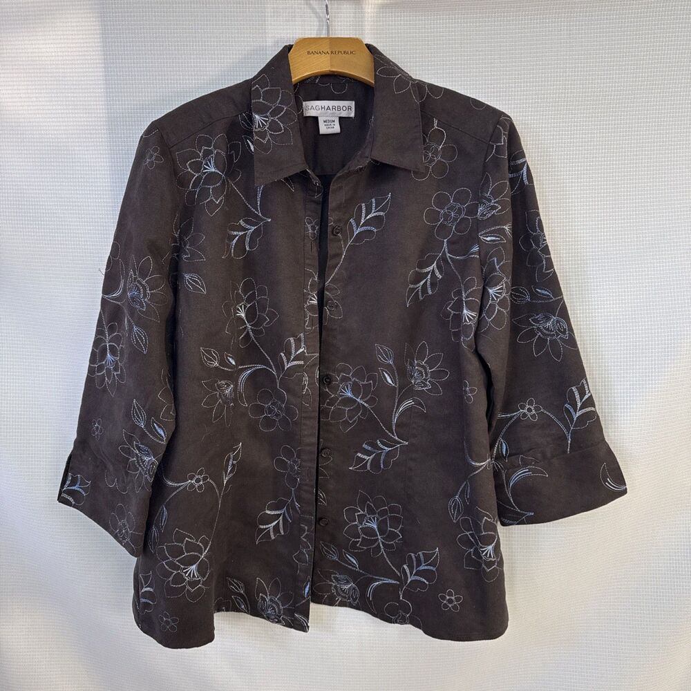 Sag Harbor embroidered women's button blouse black suade-like floral - M